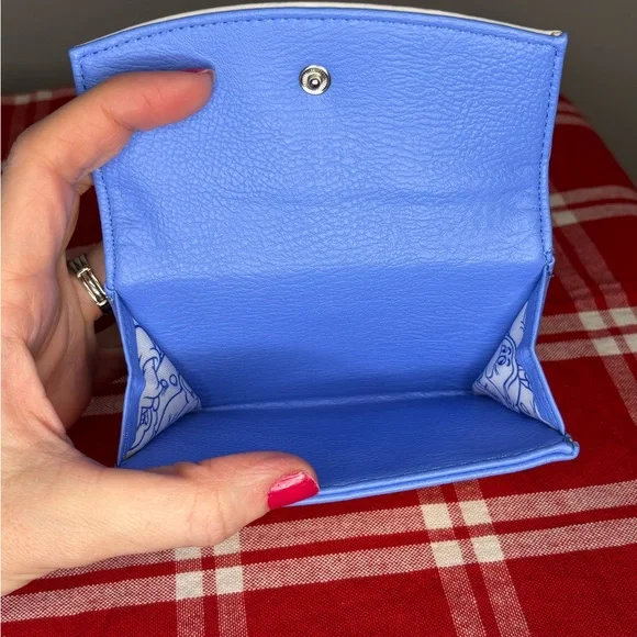 Loungefly Snow White Wallet NWOT - Picture 4 of 6